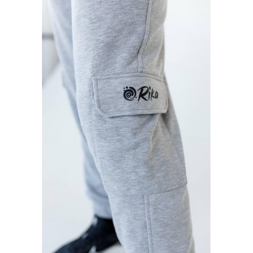 Стильні молодіжні повсякденні брюки карго прямі з кишенями двонитка-петля сірі бренд Rika Стильні молодіжні повсякденні брюки карго прямі з кишенями двонитка-петля сірі бренд Rika